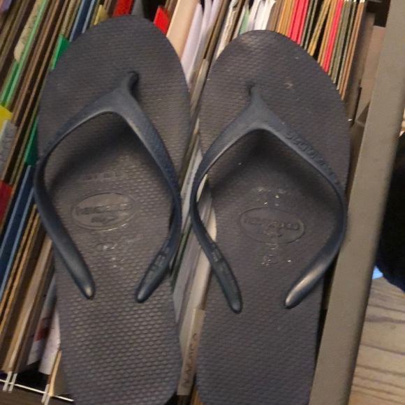Flip Flops - Picture 2 of 5
